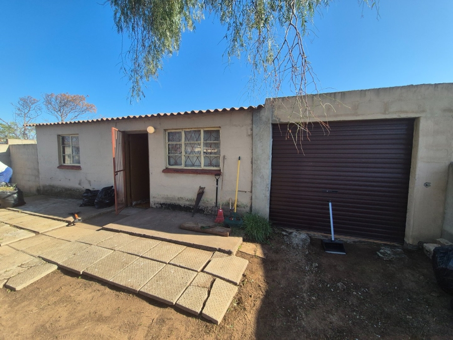 2 Bedroom Property for Sale in Kwazakhele Eastern Cape